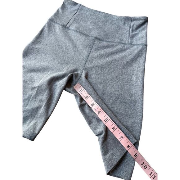 Girlfriend Collective FLOAT Ultralight Bike Shorts in Heather Gray Size S - Picture 5 of 9